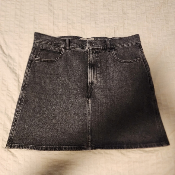Everlane Dresses & Skirts - The Perfect Denim Mini: Everlane Way-High - Size 31